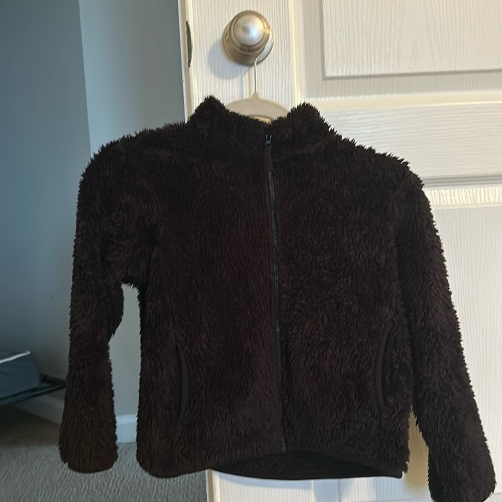 Boys Girls Unisex Uniqlo Black Zip-up Jacket Size 7-8